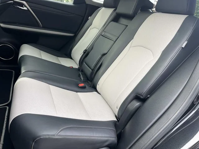 2022 Lexus RX 350 - Photo 19