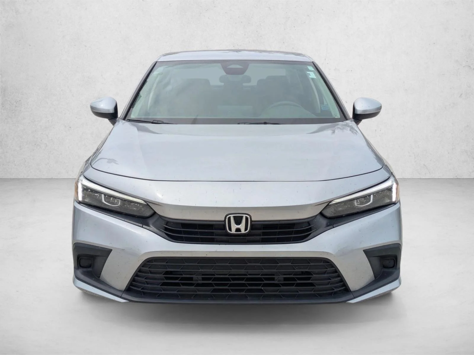 Used 2024 Lunar Silver Metallic Honda LX image 2
