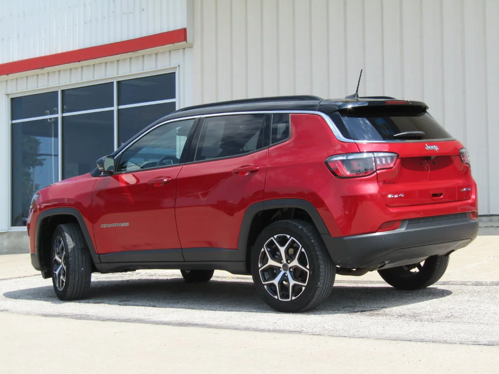 Used 2025 Red Jeep Limited image 10
