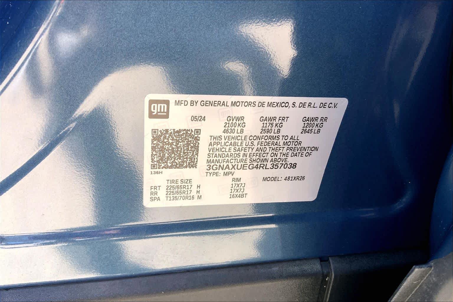 Used 2024 Lakeshore Blue Metallic Chevrolet LT image 34