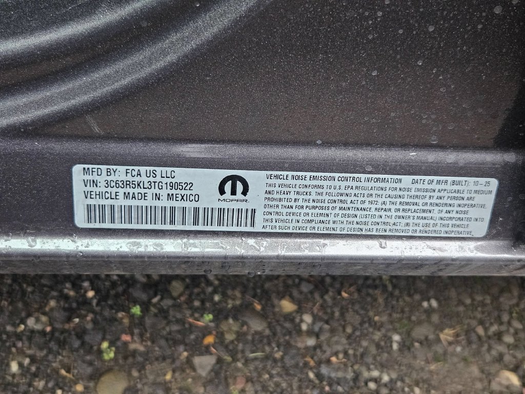 New 2026 Granite Crystal Metallic Clear-Coat Exterior Paint RAM Laramie image 35