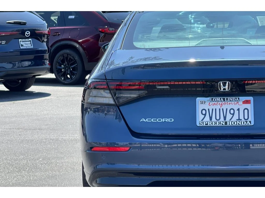 Used 2025 Canyon River Blue Metallic Honda EX-L image 45