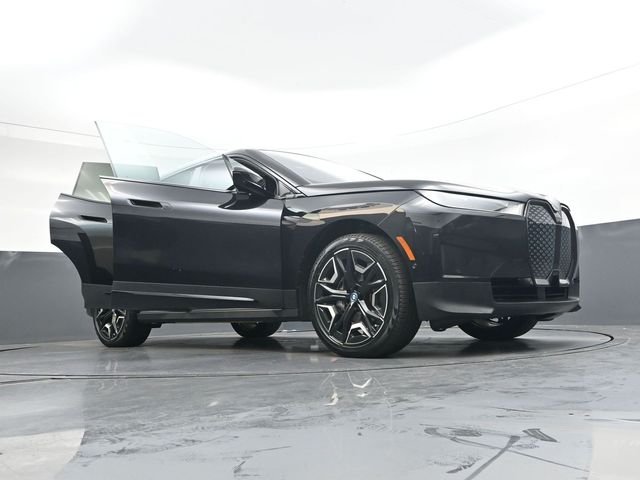 Used 2024 Black BMW xDrive50 image 43