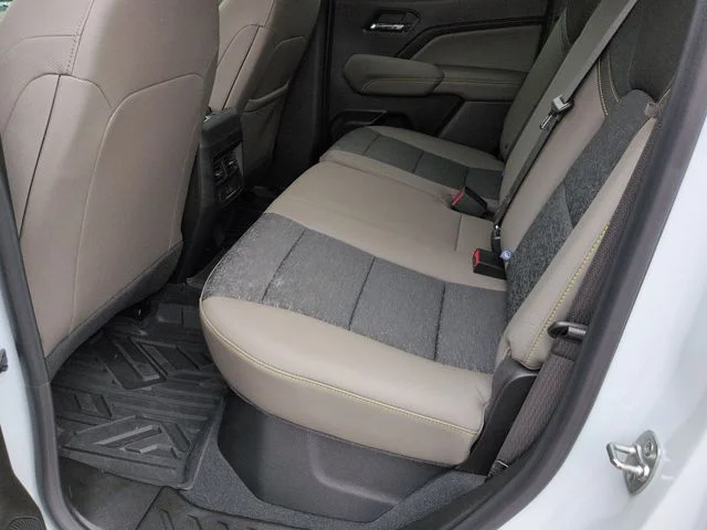Used 2024 White Chevrolet ZR2 image 29