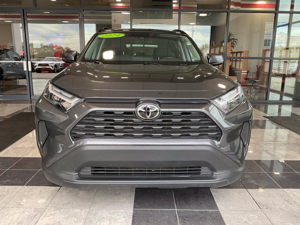 Used 2024 Toyota RAV4 XLE with VIN 2T3P1RFV6RC482809 for sale in Kansas City