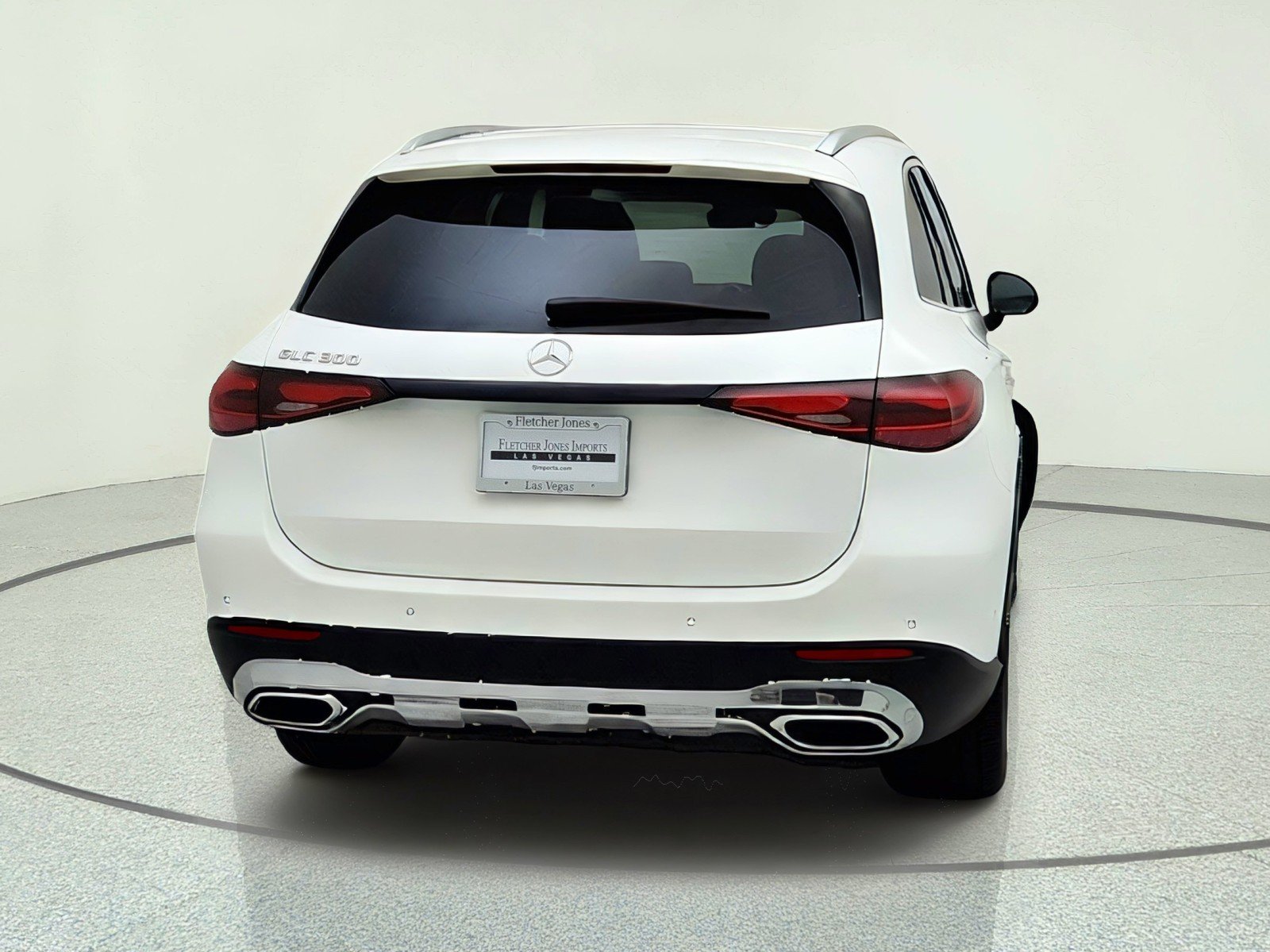 Certified Used 2025 Polar White Mercedes-Benz GLC 300 image 10