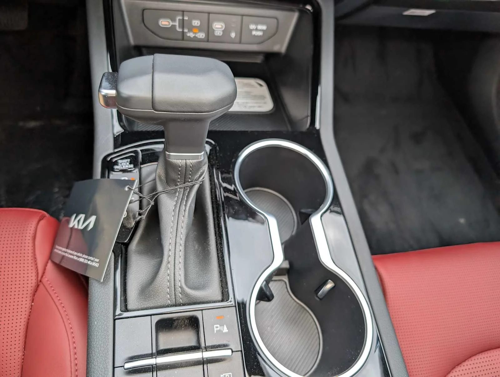 New 2026 Snow White Pearl Kia GT-Line image 22