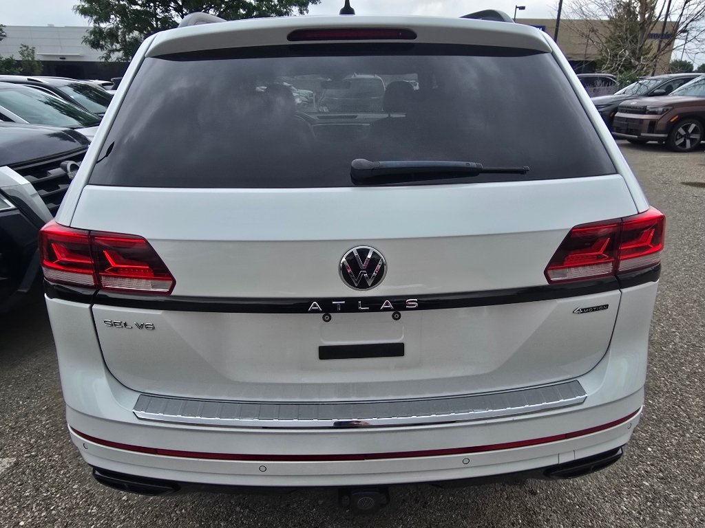 Used 2023 Opal White Pearl Volkswagen 3.6L V6 SEL R-Line Black image 16