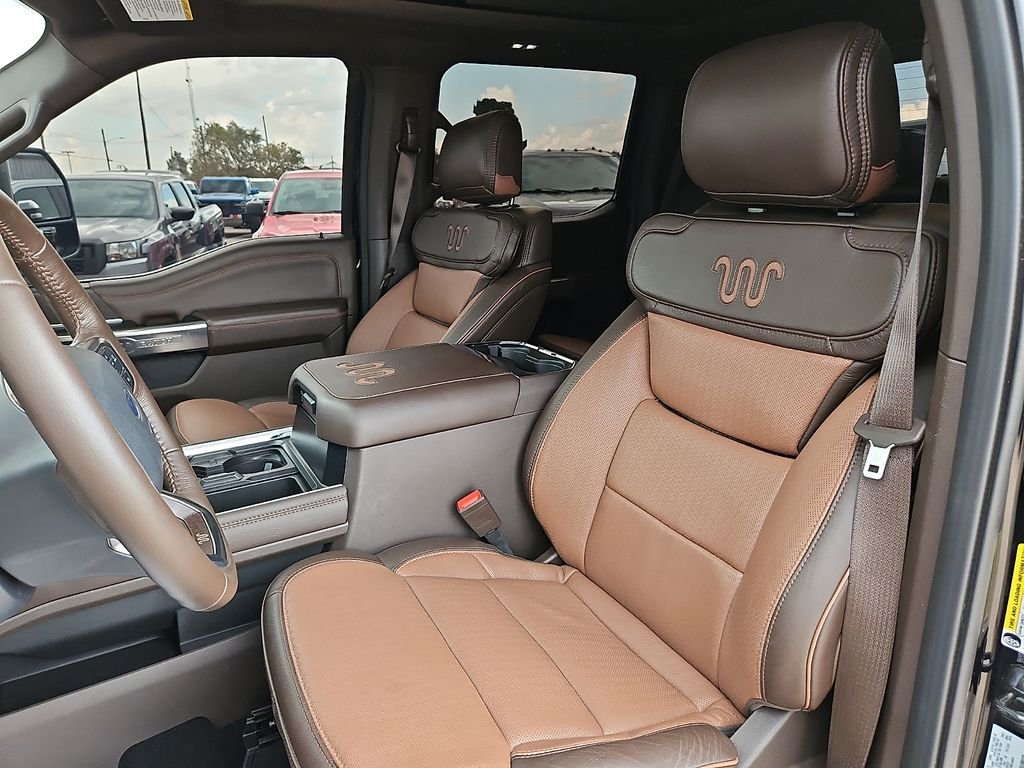 Used 2026 Agate Black Metallic Ford King Ranch image 20