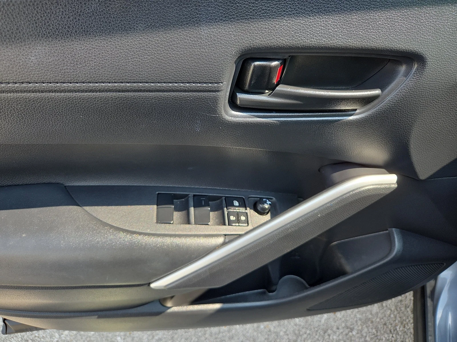 Used 2024 Celestite Toyota LE image 15