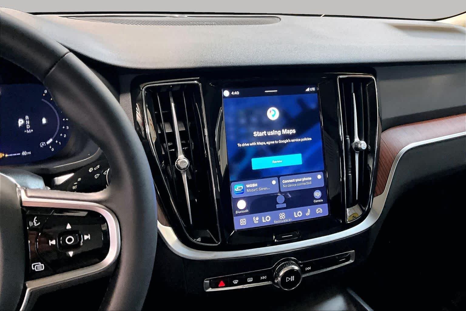 Pre-Owned 2024 Volvo S60 Plus Dark Theme
