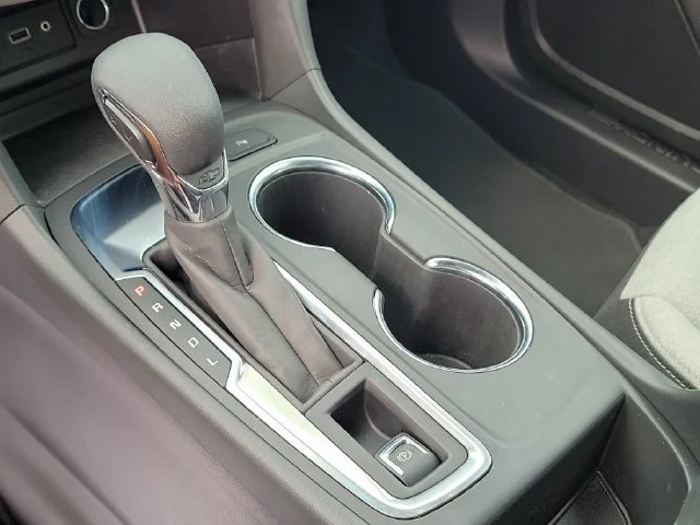 2024 Chevrolet Equinox LT - Photo 36