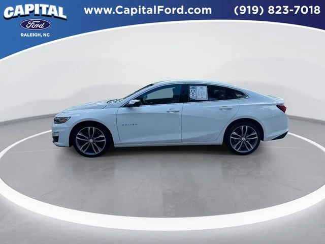 Used 2022 White Chevrolet LT image 5