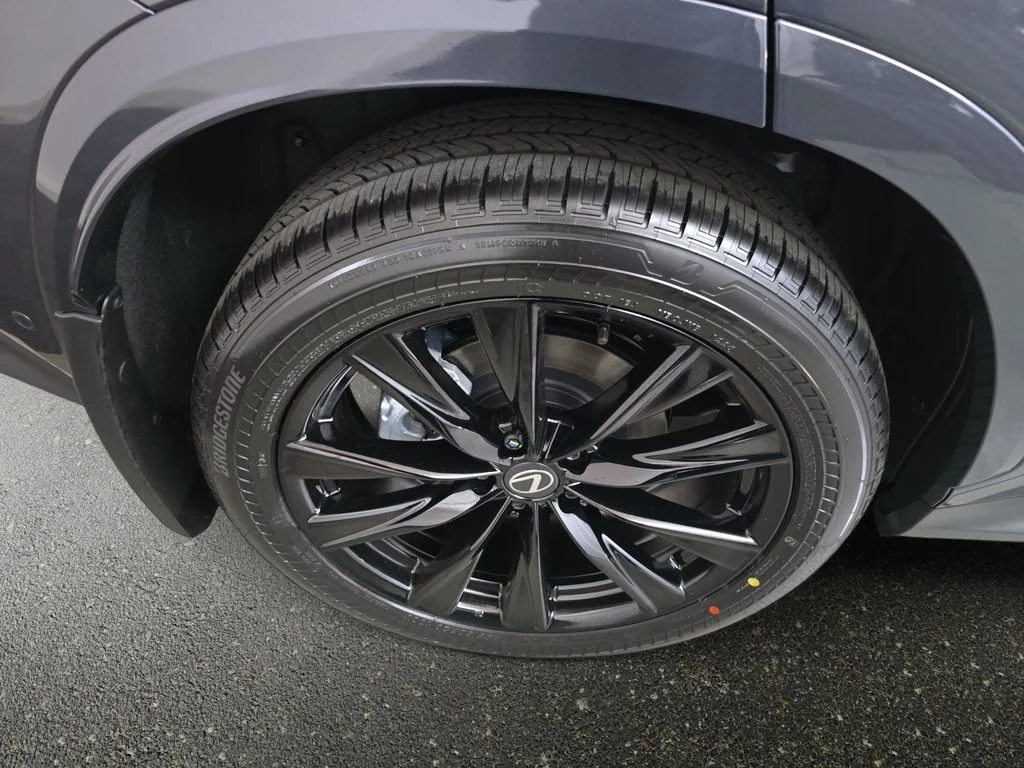New 2026 Gray Lexus 350 F SPORT Handling image 30