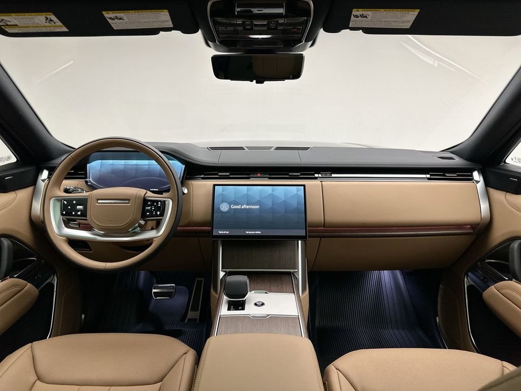 New 2026 Belgravia Green Metallic Land Rover SE image 16