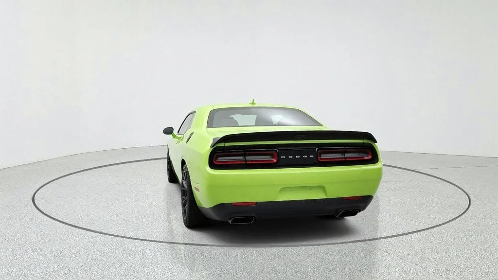 Used 2019 Sublime Pearlcoat Dodge R/T Scat Pack RWD w/ Dynamics Pkg & TorqueFlite 8-Speed image 6