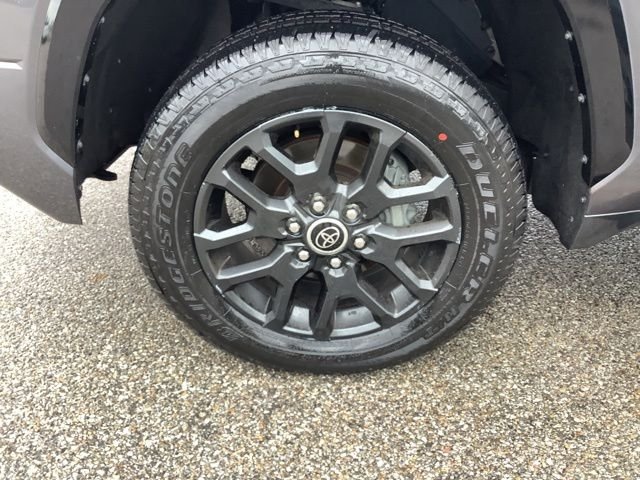 Used 2023 Magnetic Gray Metallic Toyota Platinum image 40