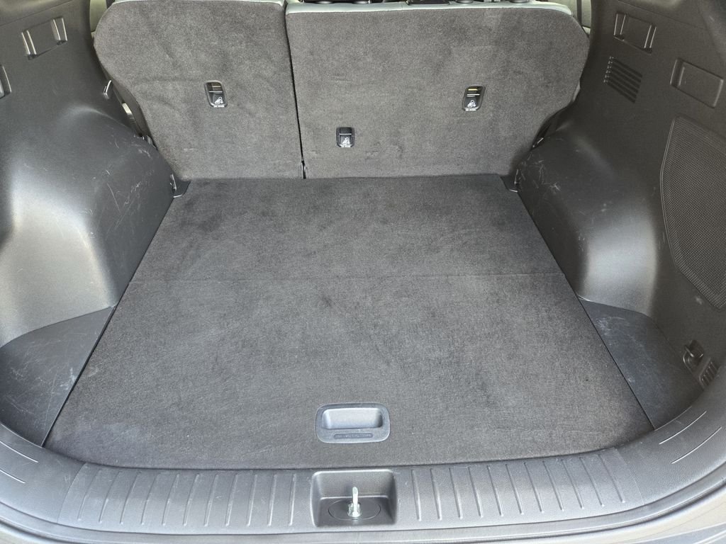 Used 2023 Black Kia X-Pro image 27