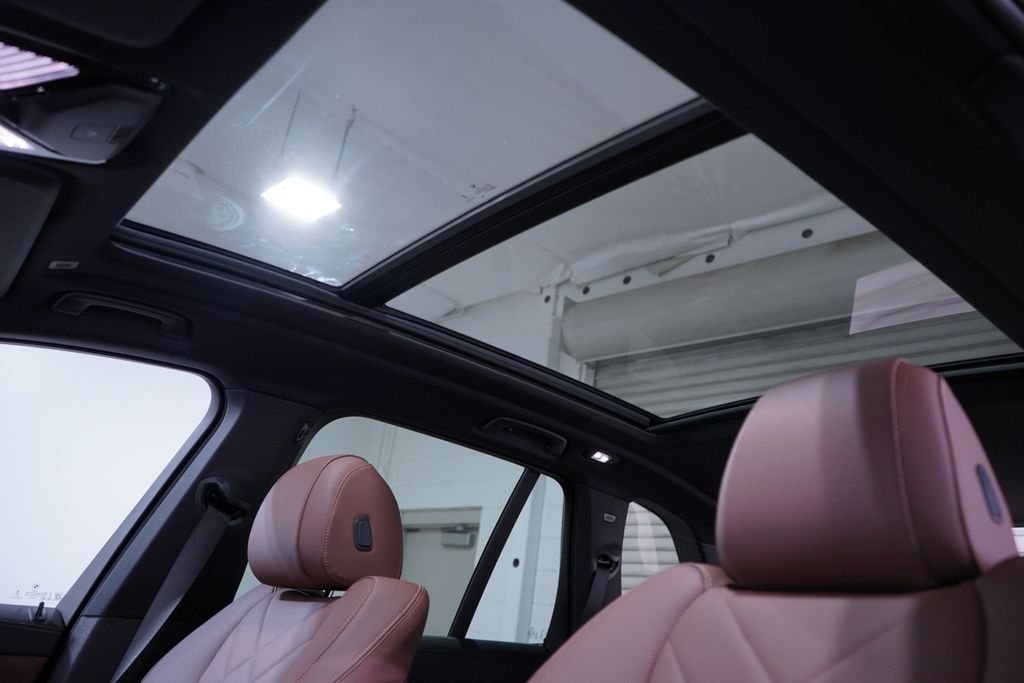 New 2026 Alpine White BMW xDrive50e image 17