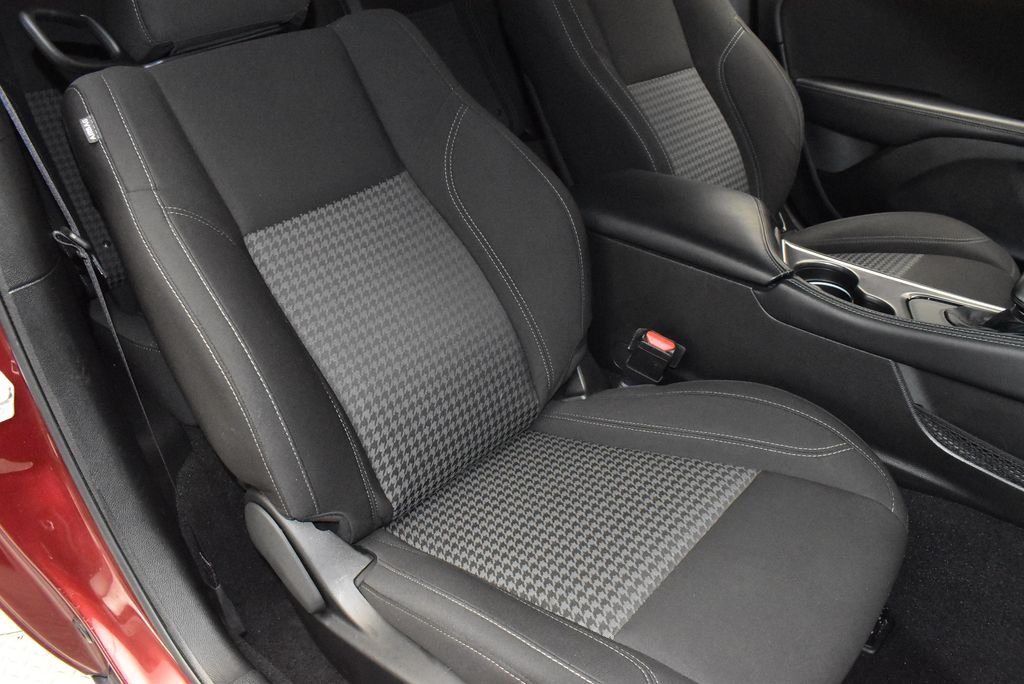 Used 2021 Red Dodge SXT image 22