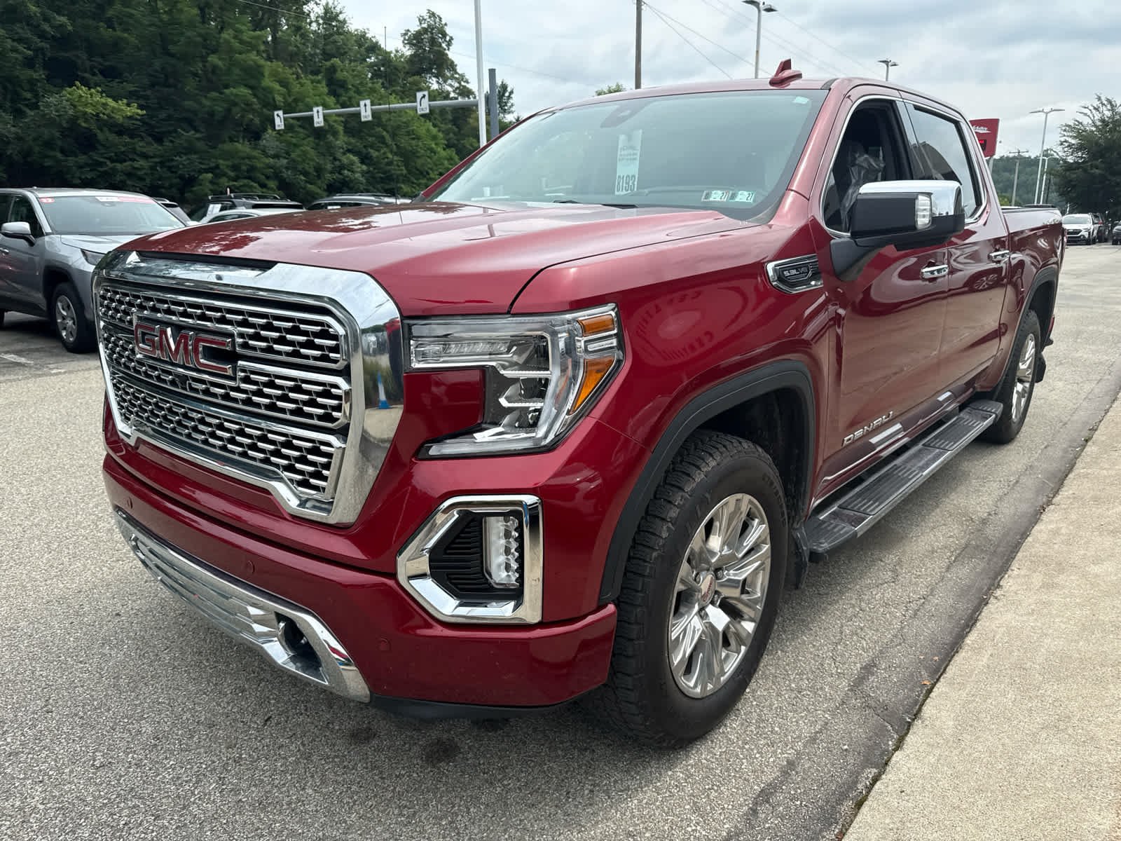 Used 2019 RED QUARTZ TINTCOAT GMC Denali image 3
