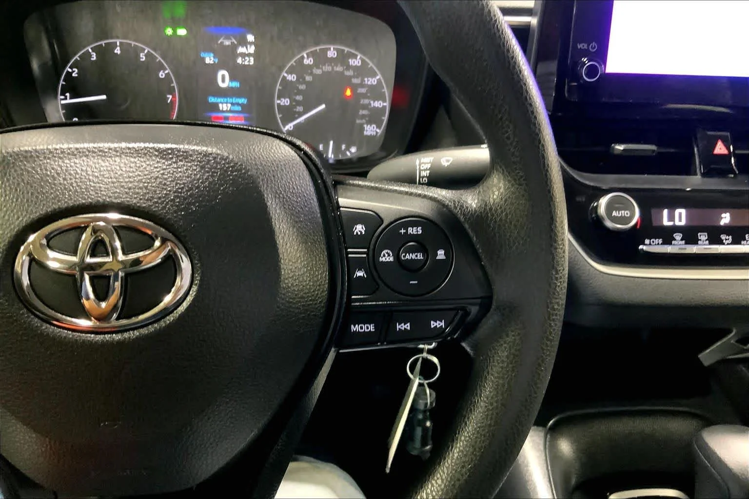 Used 2023 Celestite Toyota LE image 25