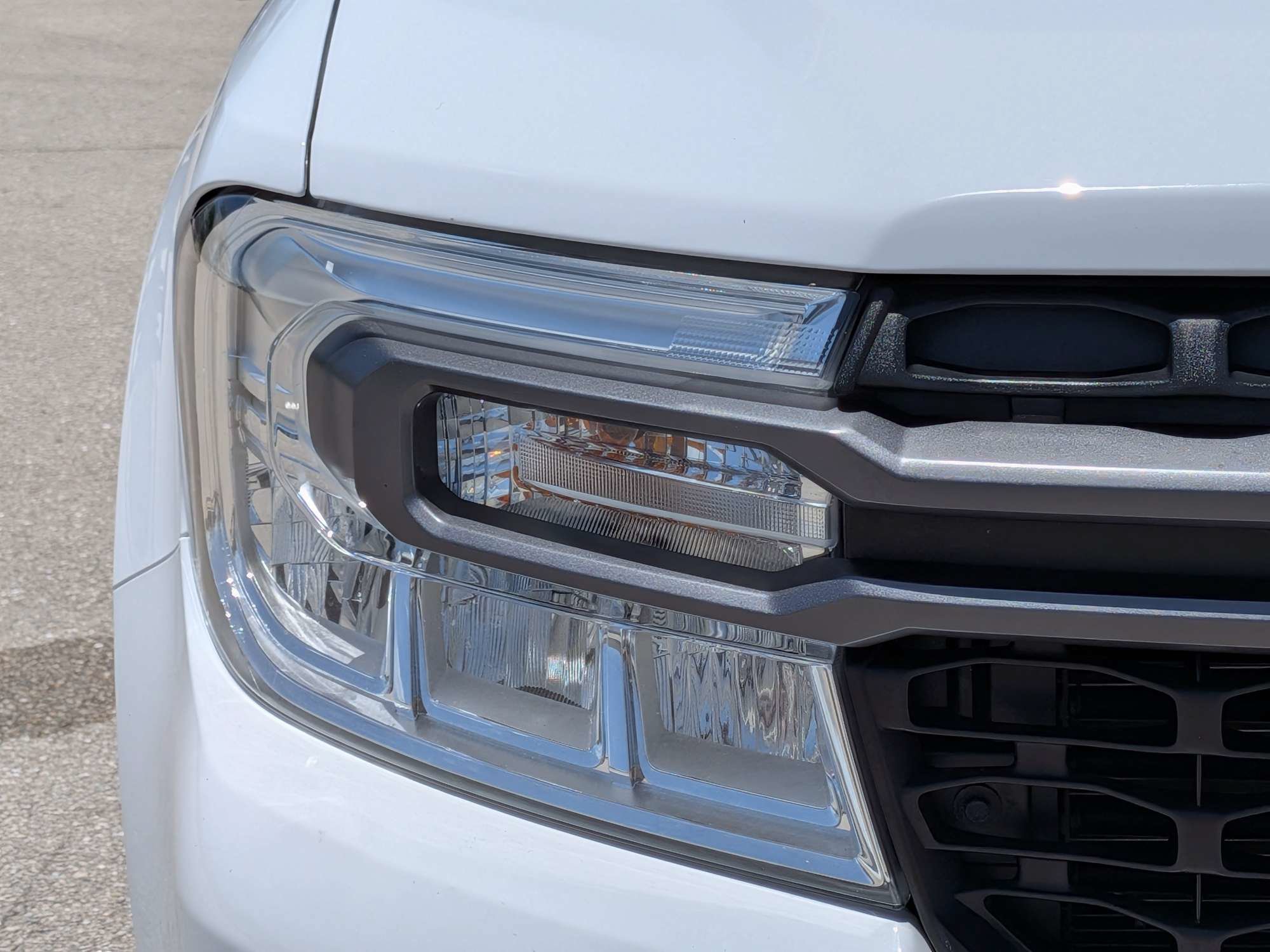 Used 2022 Oxford White Ford XLT image 10