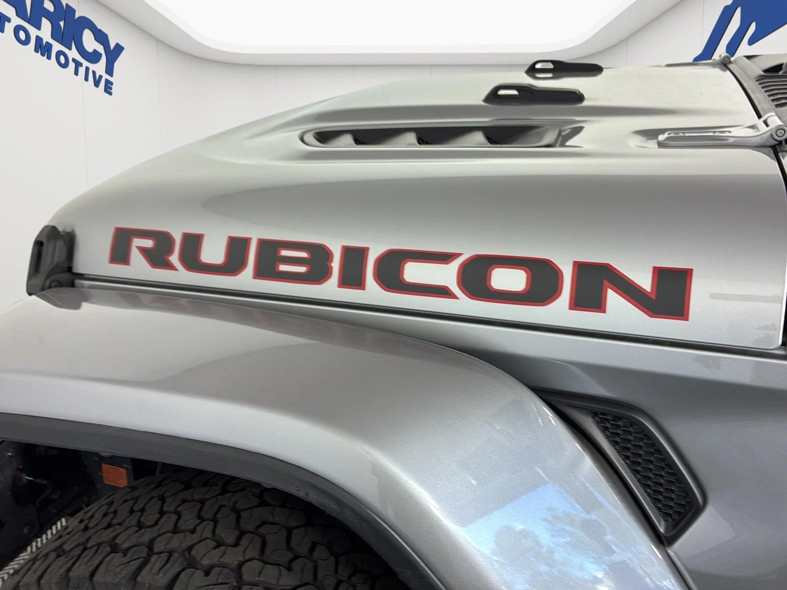 Used 2020 Billet Silver Metallic Clearcoat Jeep Rubicon image 10