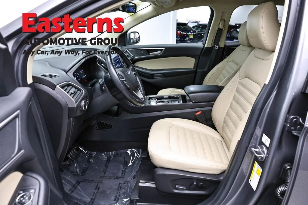 Used 2023 Gray Ford SEL image 14