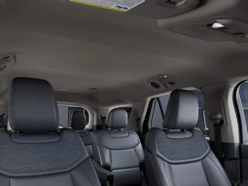 New 2027 Avalanche Gray Ford Active image 35