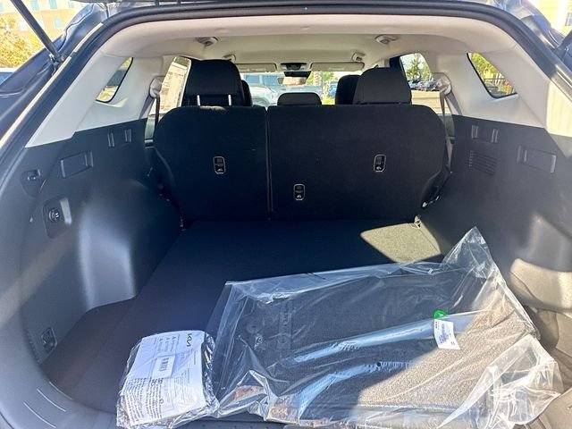 New 2026 Gravity Gray Kia LX image 25