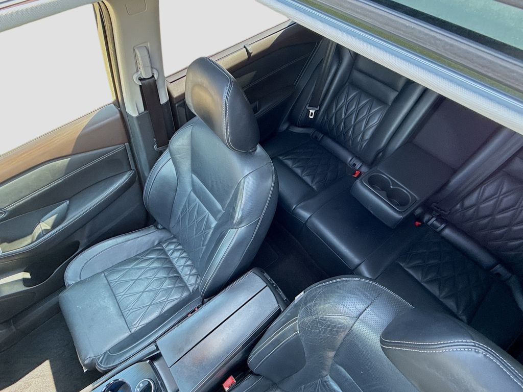 Used 2021 Super Black Nissan Platinum image 22