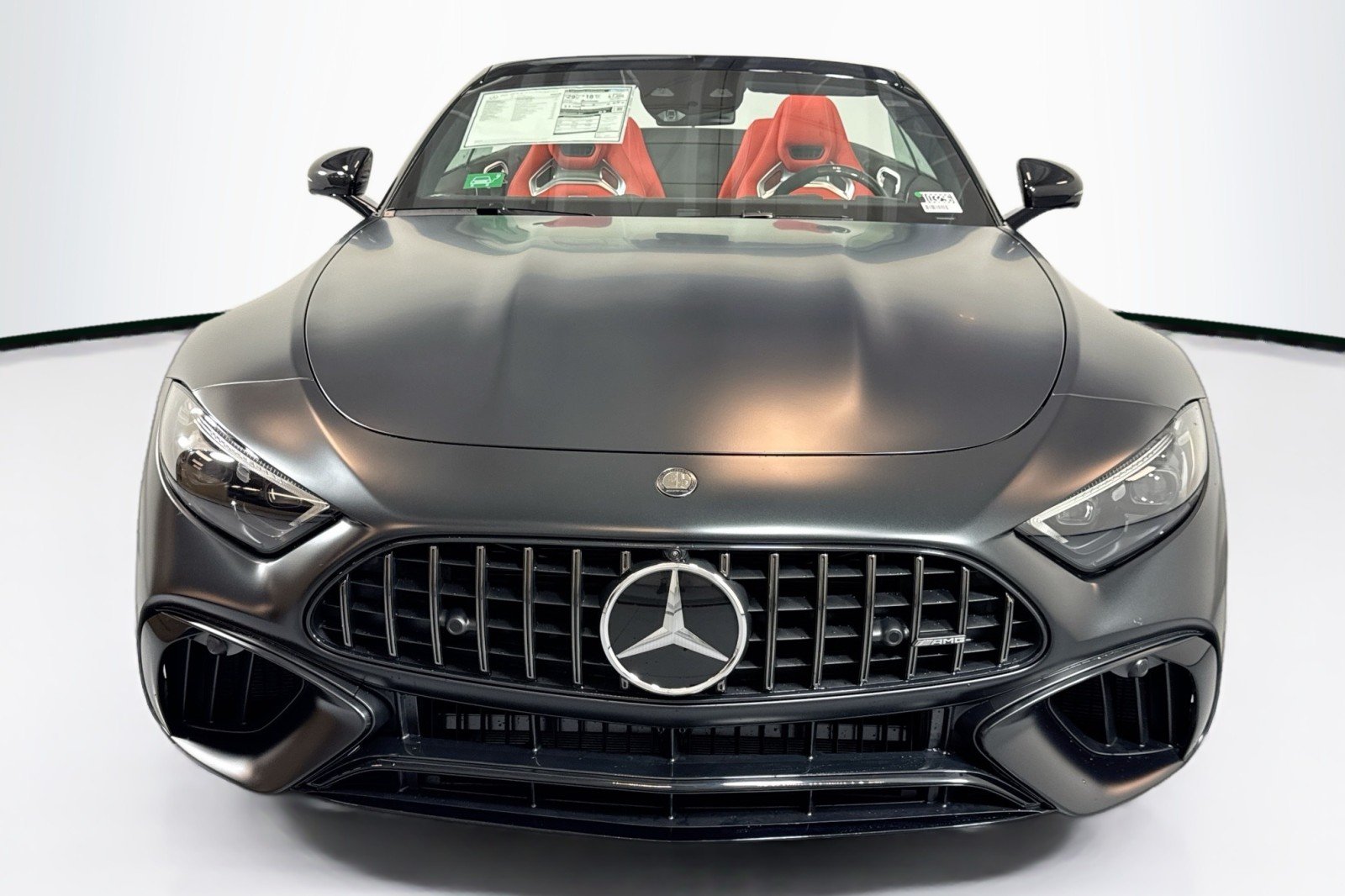 New 2026 MANUFAKTUR Night Black Magno Mercedes-Benz AMG® SL 63 S E Performance Roadster image 2