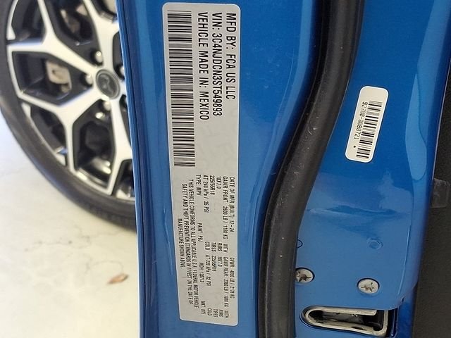 Used 2025 Blue Jeep Limited image 33