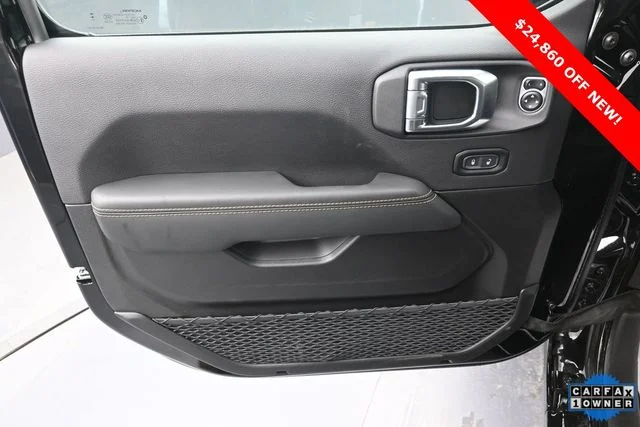 Used 2025 Black Jeep Sport S image 15
