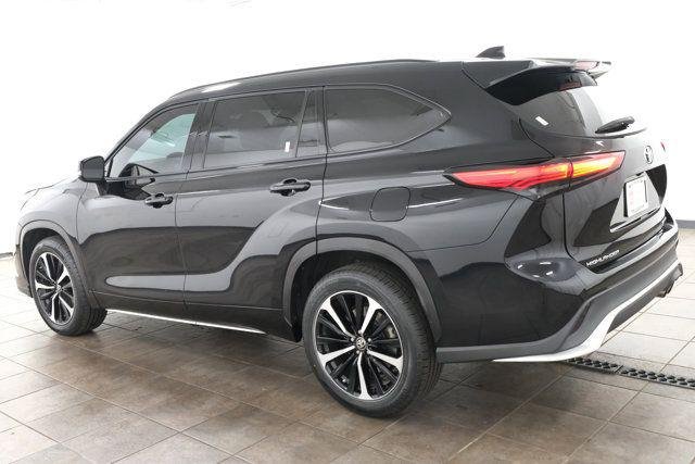 Certified Used 2021 MIDNIGHT BLACK METALLIC Toyota  image 4