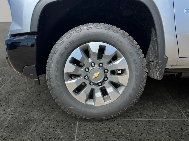 2026 Chevrolet Silverado 2500 HD Custom - Photo 14