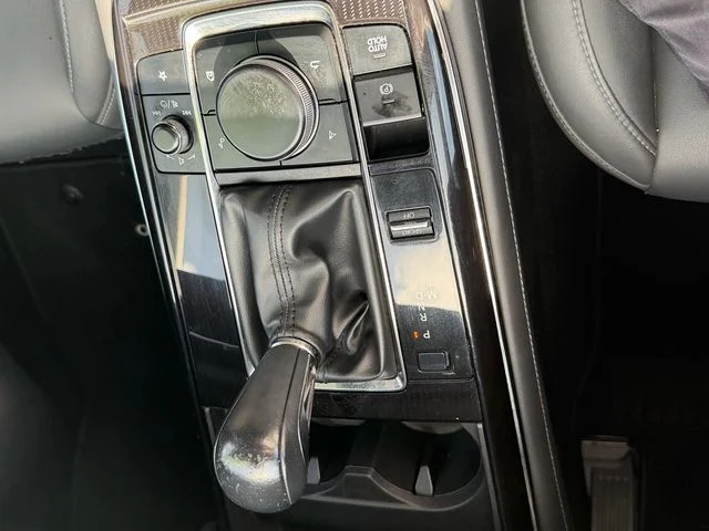 Used 2021 Black Mazda Preferred image 23