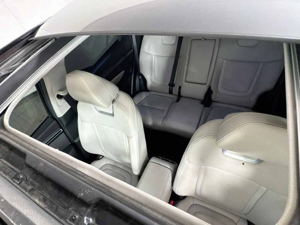 Used 2022 Black Hyundai Limited image 27