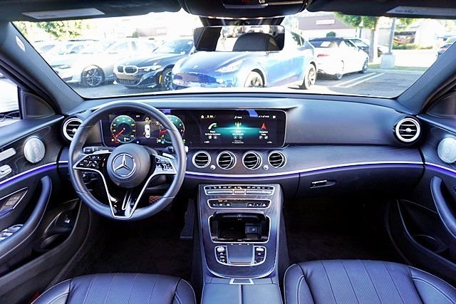 Used 2022  Mercedes-Benz E 350 image 17