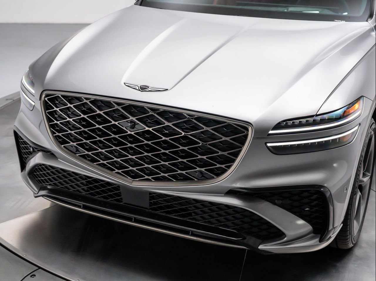 New 2026 Savile Silver Genesis 3.5T SPORT PRESTIGE image 9