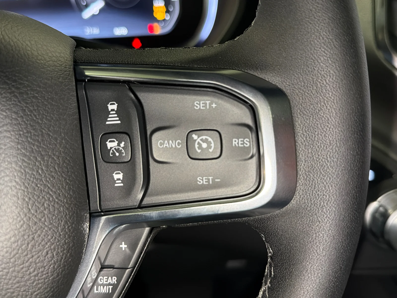New 2027 Tank Exterior Paint RAM Laramie image 33