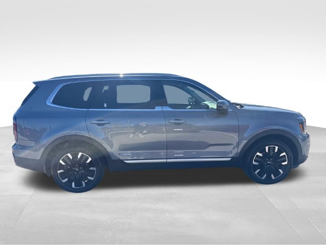 Used 2024 Silver Kia SX image 6