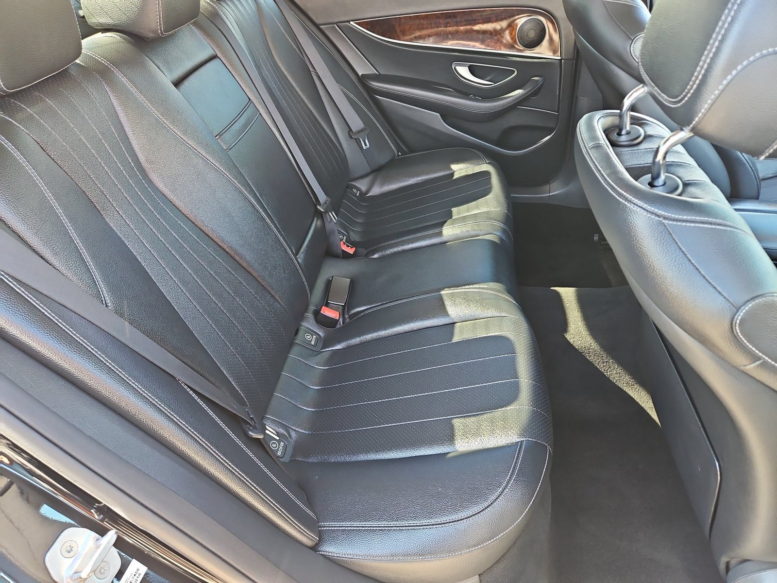 Used 2018 Black Mercedes-Benz E 300 image 21