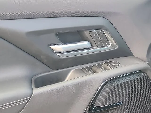 New 2026 Slate Gray Metallic Chevrolet LT - Extended Range image 19