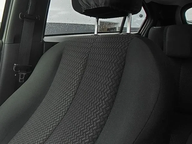 Used 2019 Silver Mitsubishi ES image 39