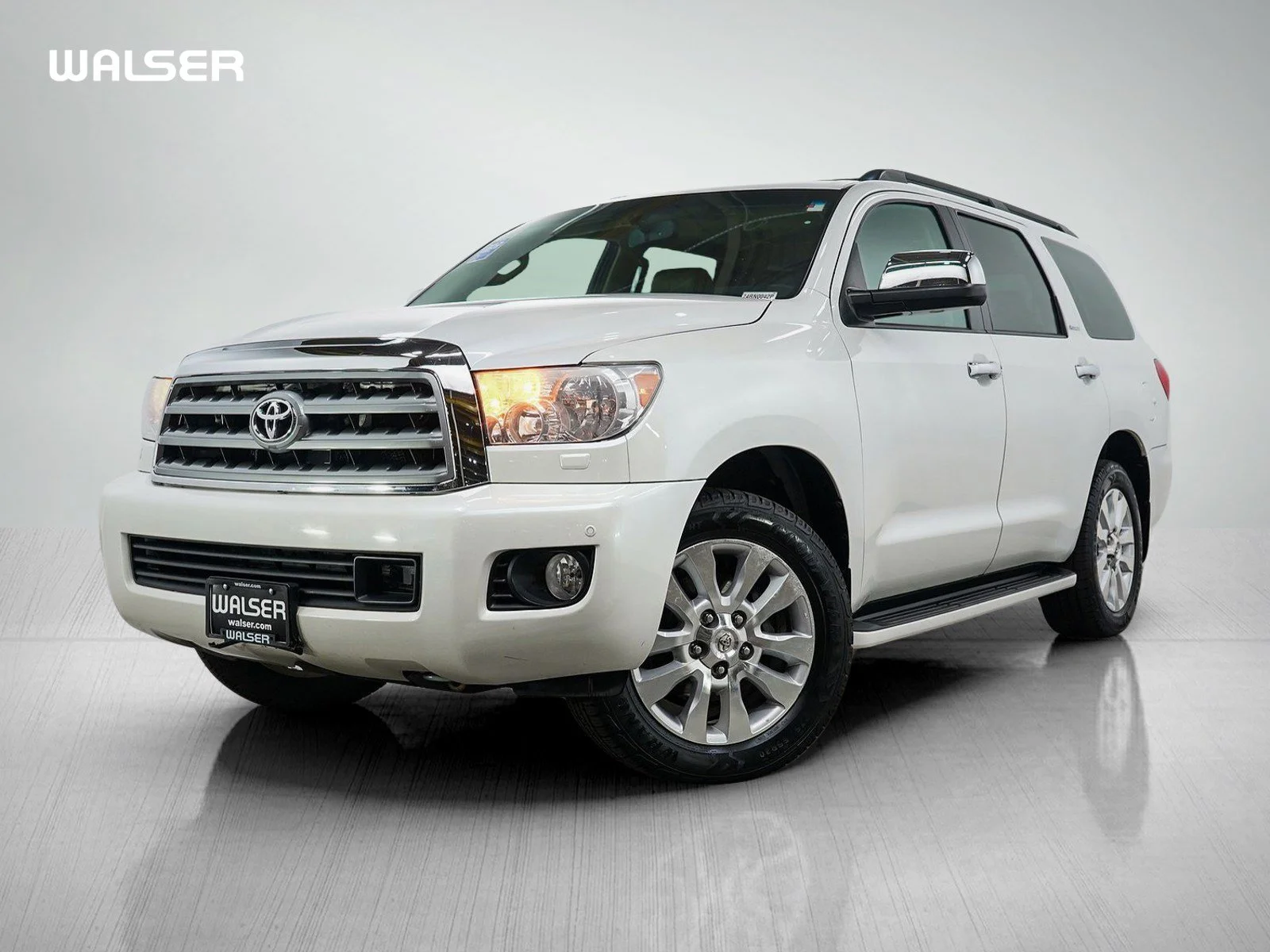 2012 Toyota Sequoia 5.7 Auto 4WD FFV Platinum's photo