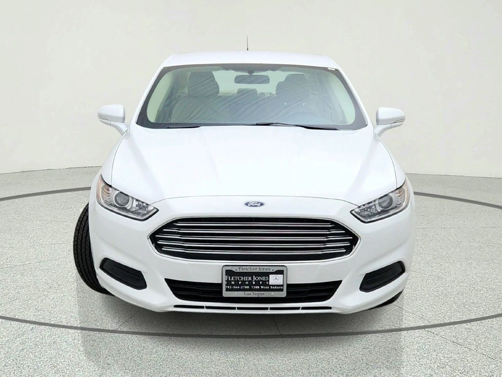 Used 2015 Oxford White Ford SE image 5