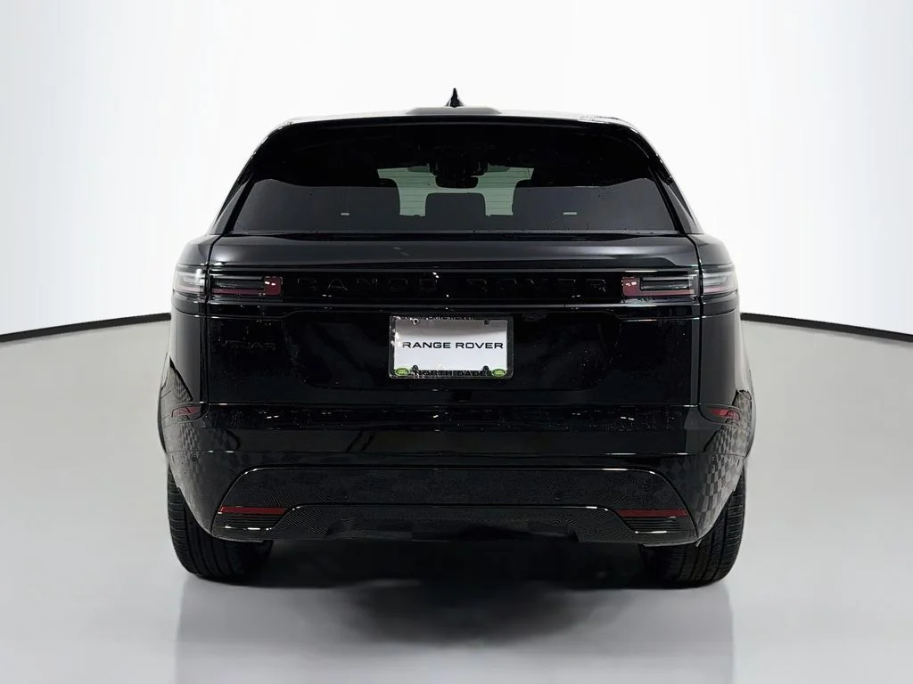 New 2026 Santorini Black Land Rover P250 Base image 6