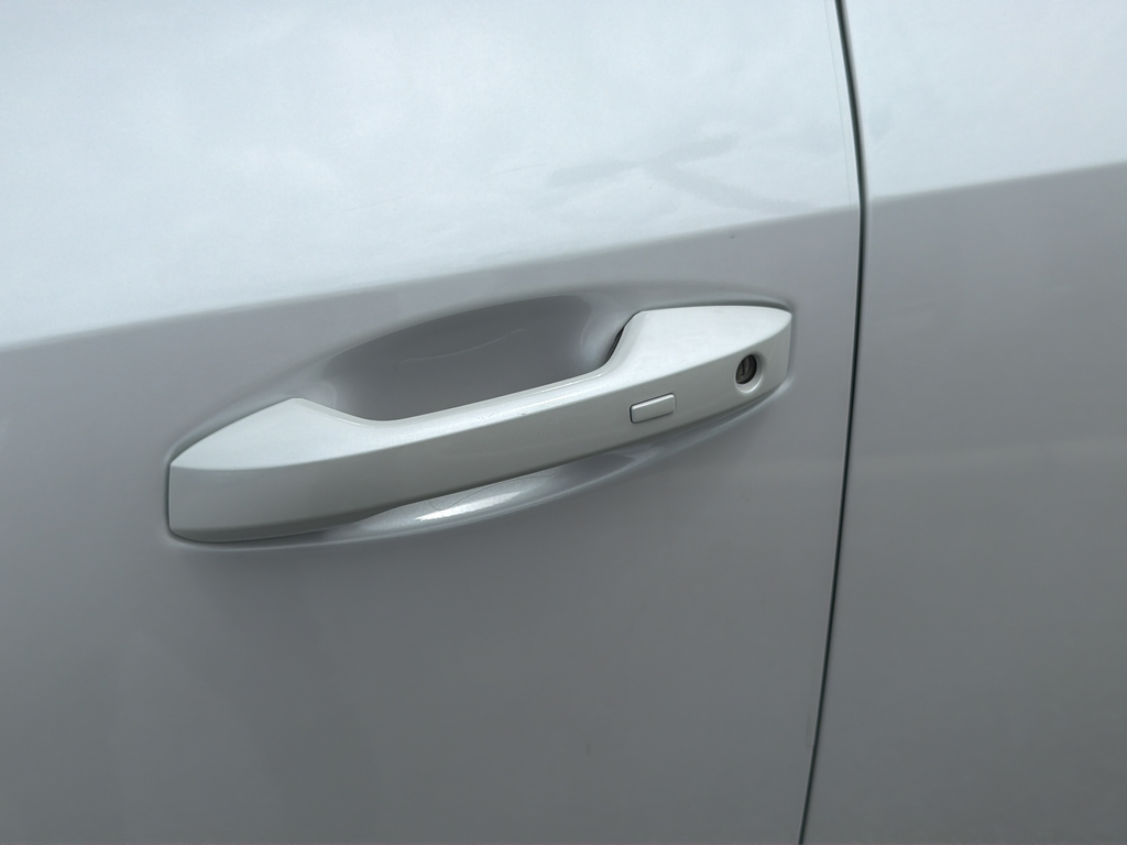 New 2026 White Nissan Platinum image 54